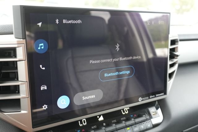 Certified Used 2024  Toyota Limited image 33