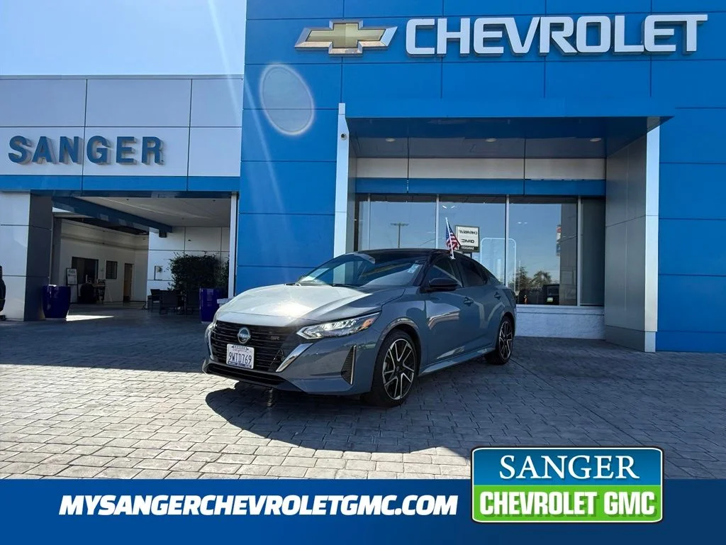 Used 2025 Gray Nissan SR image 1