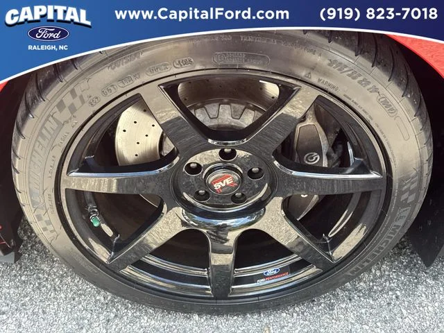 Used 2016  Ford Shelby GT350 image 13