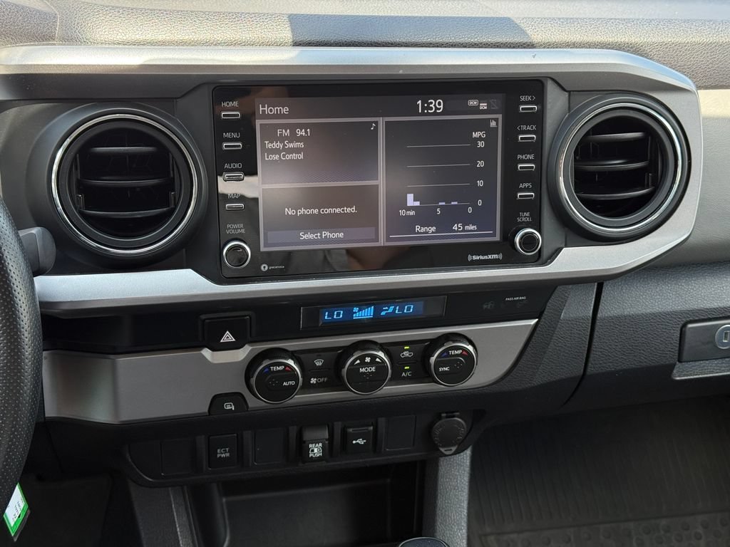 Used 2022 Gray Toyota SR5 image 28