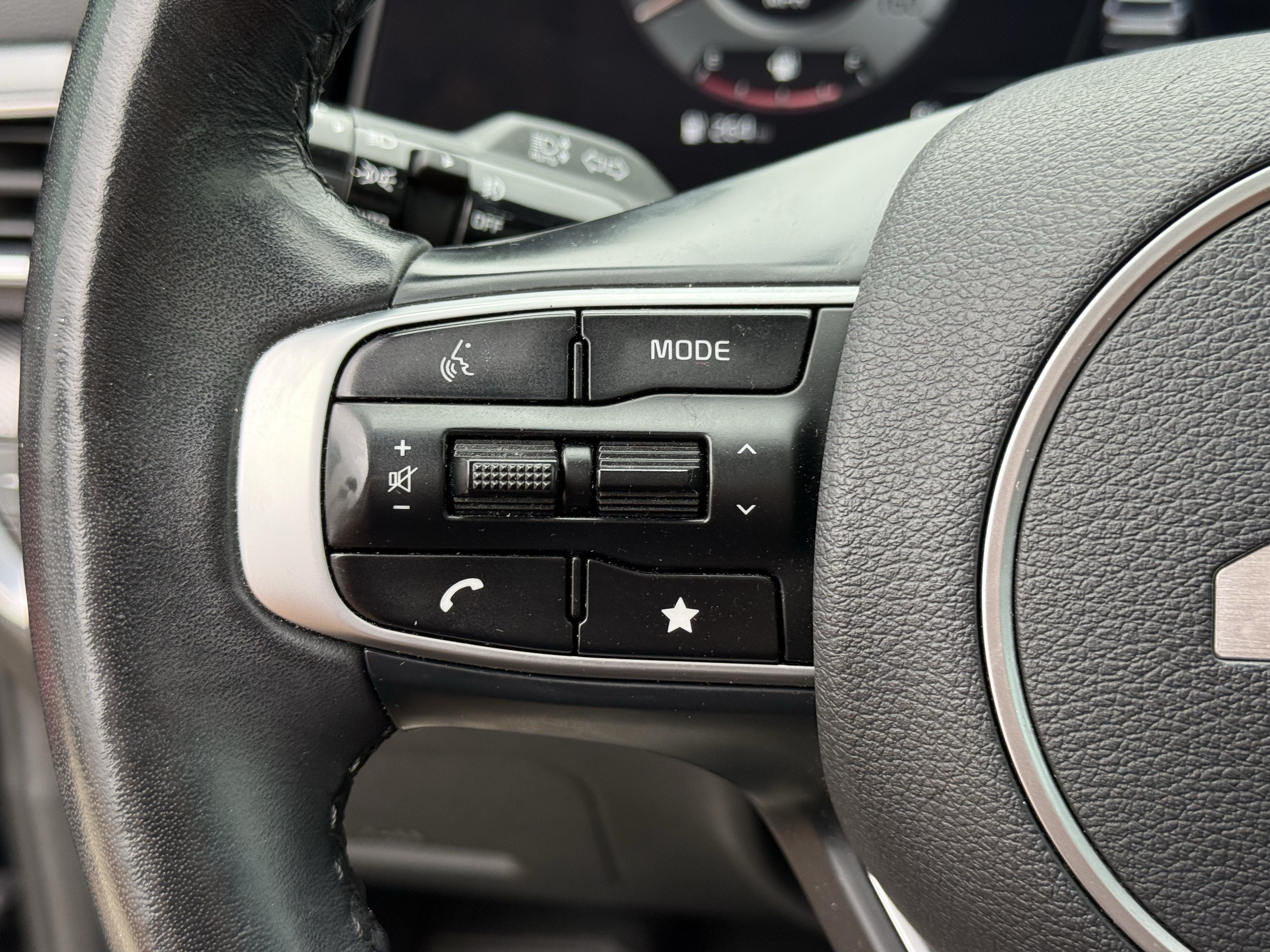 Used 2024 Ebony Black Kia SX-Prestige image 15
