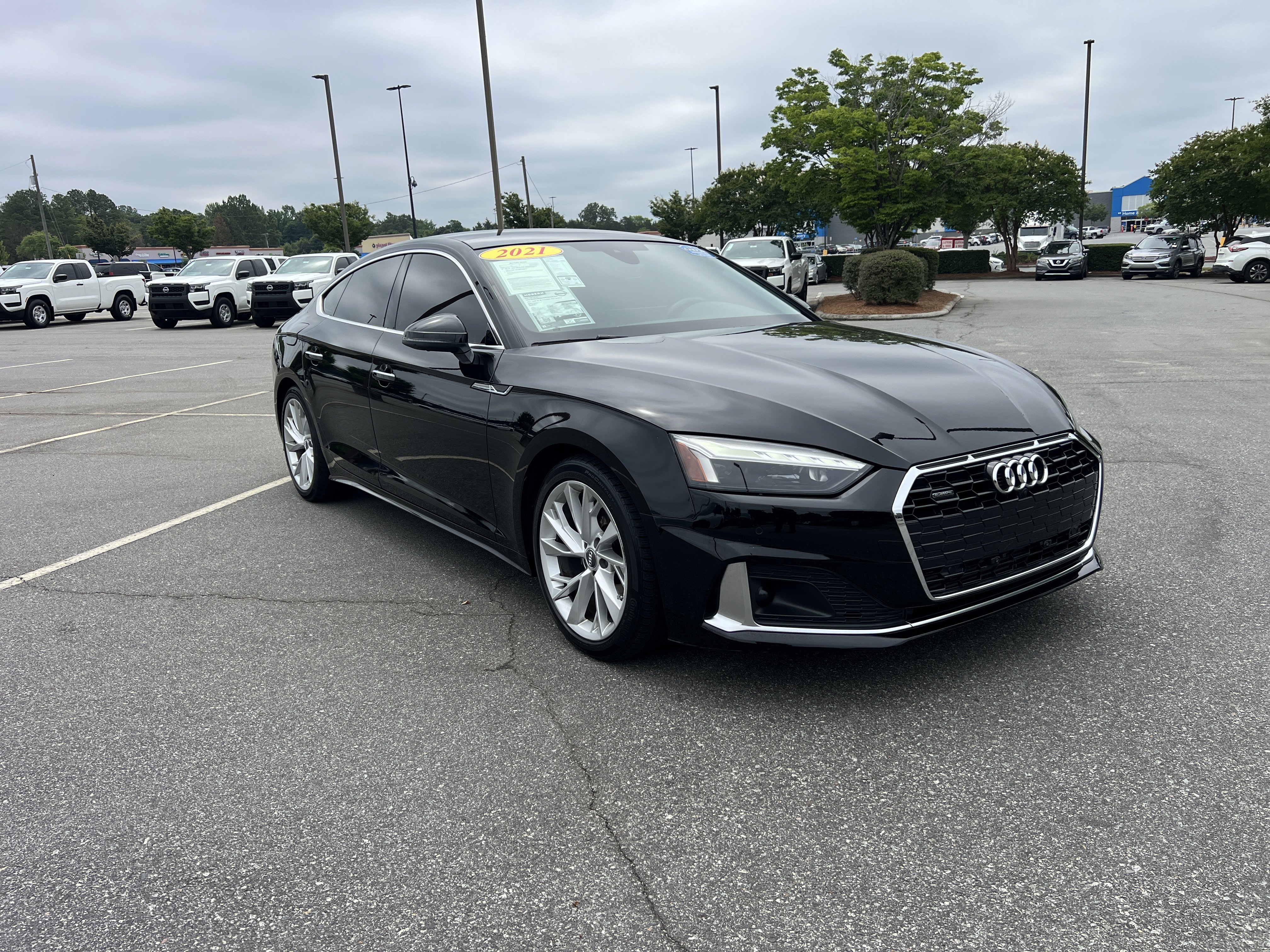 Used 2021 Brilliant Black Audi Premium Plus image 3