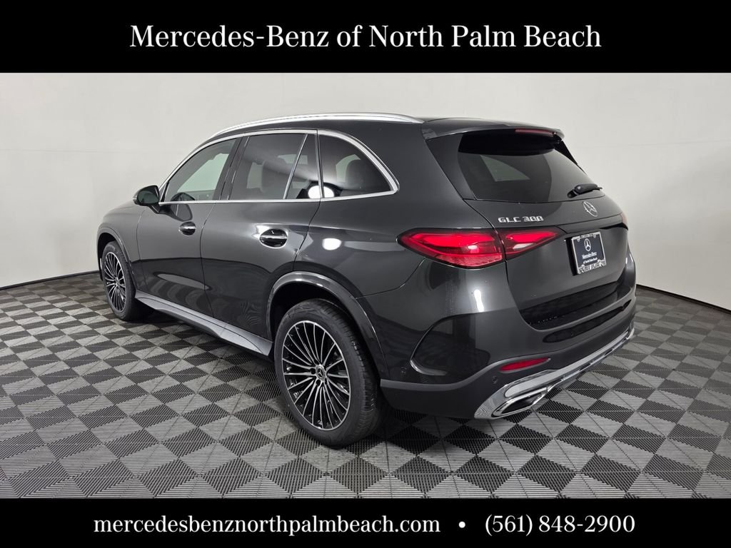 New 2026 Graphite Grey Metallic Mercedes-Benz GLC 300 image 4