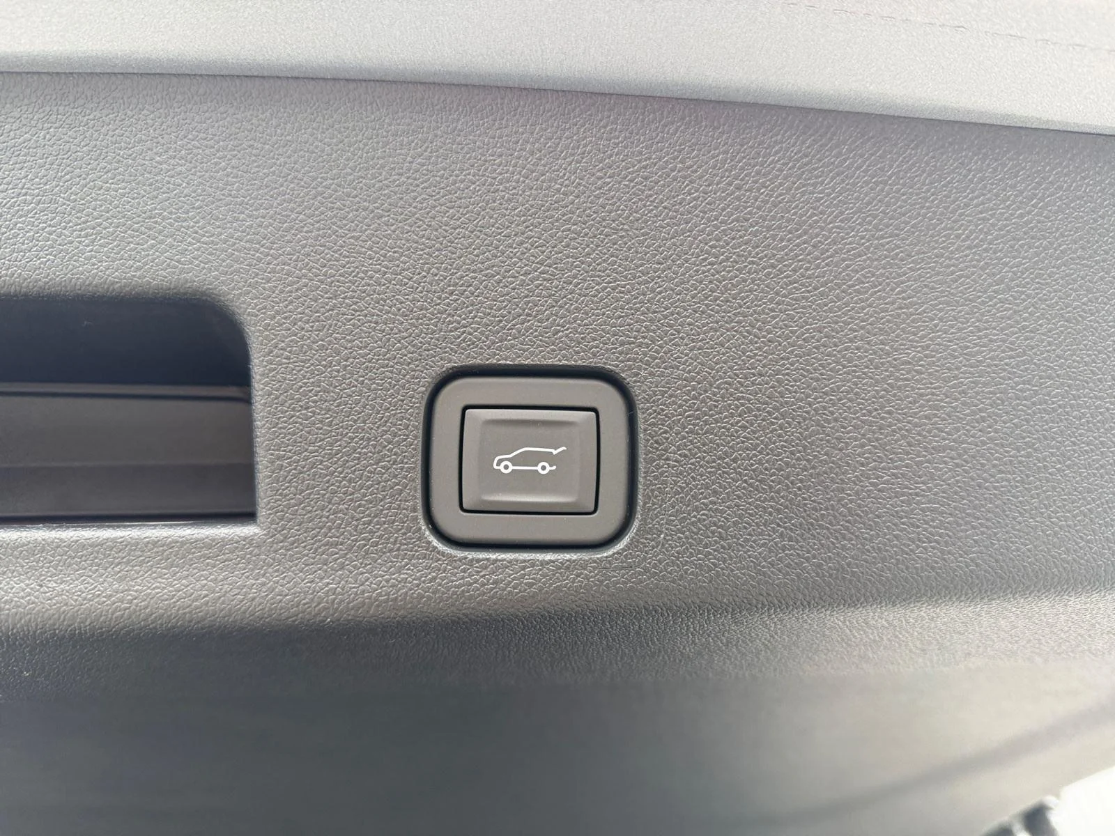 New 2026 Sterling Gray Metallic Chevrolet LT image 23