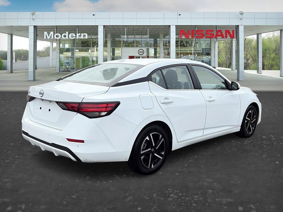 Used 2025 Fresh Powder Nissan SV image 5