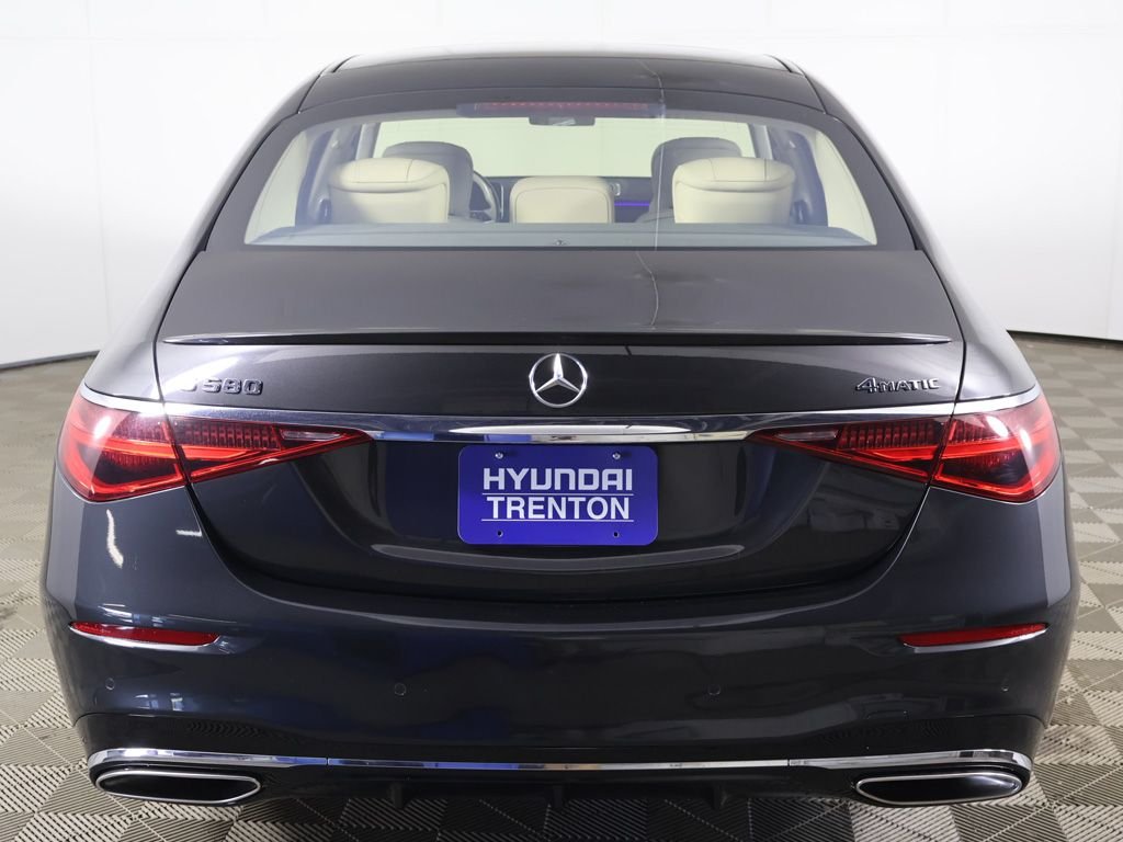 Used 2021 Gray Mercedes-Benz S 580 image 15