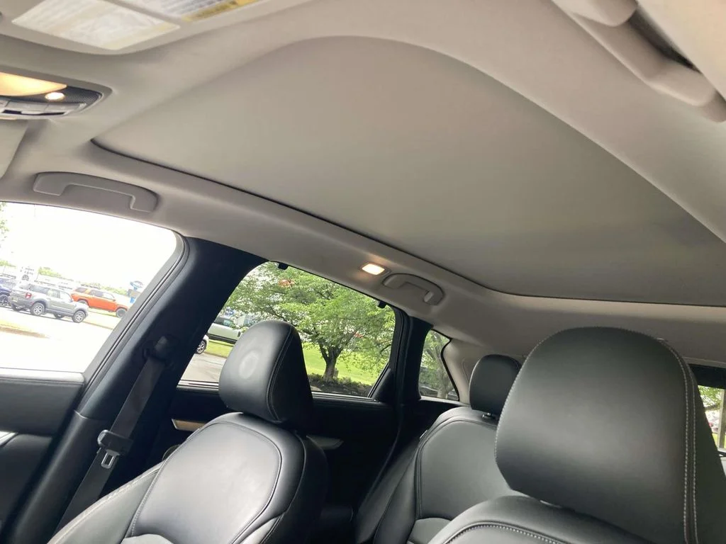 Used 2021 Red INFINITI Sensory image 14