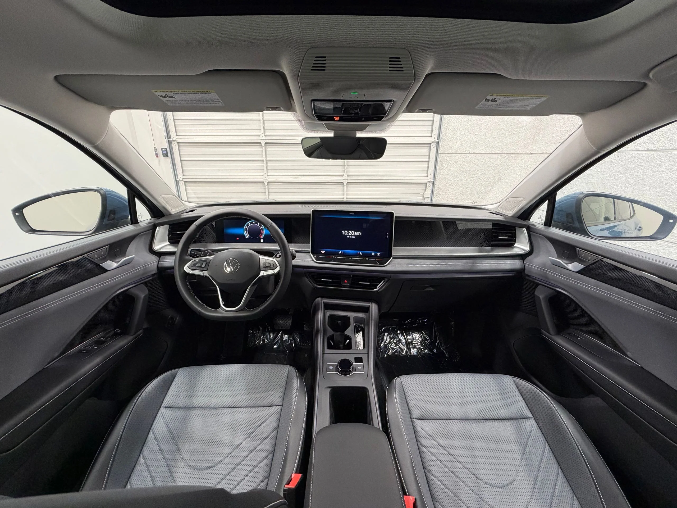 New 2026 Blue Volkswagen SE image 31