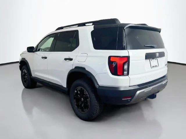 New 2027 Platinum White Pearl Honda  image 6