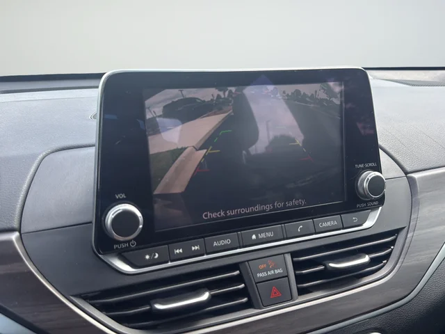 Used 2024 Black Nissan 2.5 SV image 15