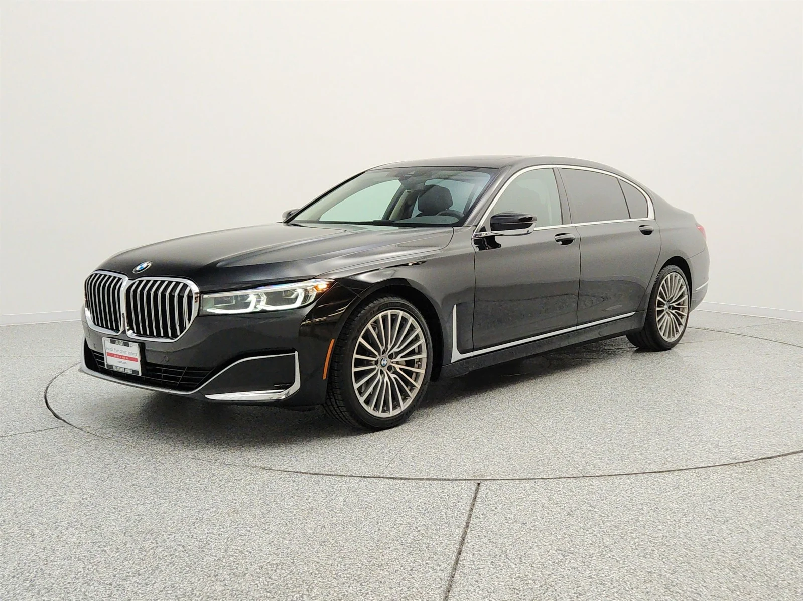 2022 BMW 7 Series 740i's photo