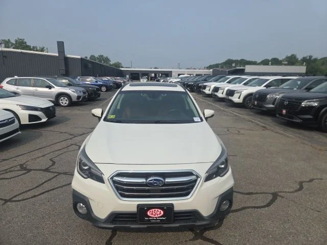 Used 2019 White Subaru 2.5i image 8