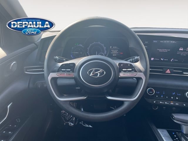 Used 2023 Fluid Metal Hyundai Blue image 15