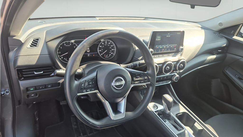 Used 2024 Gray Nissan SV image 9