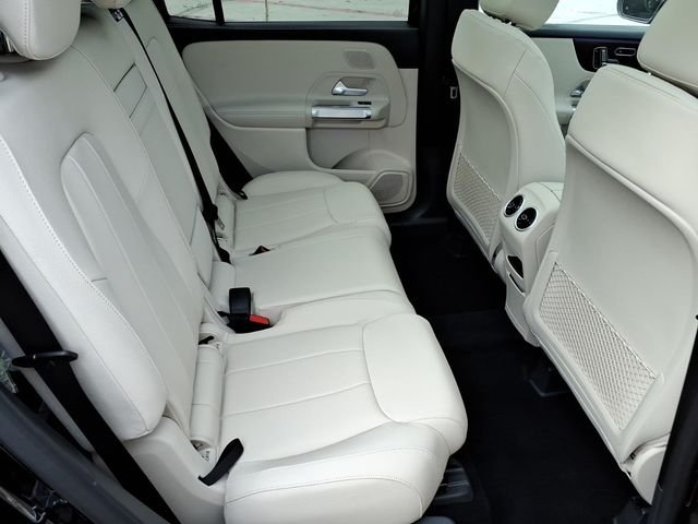 New 2026 Black Mercedes-Benz GLB 250 image 20