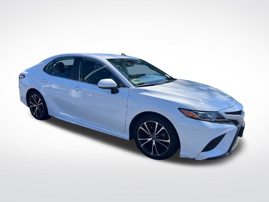 Used 2020 White Toyota SE image 7