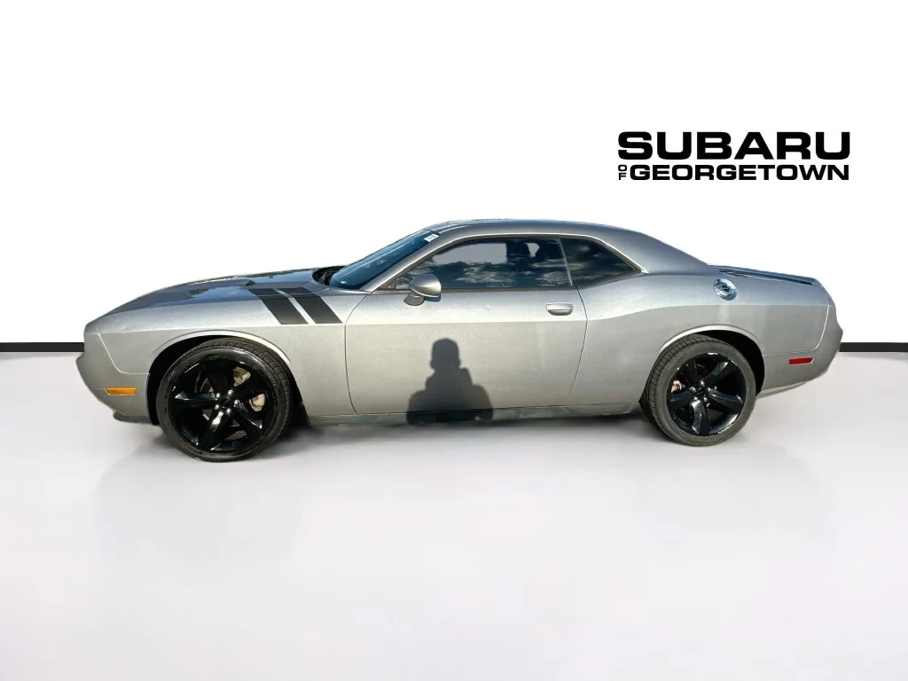 Used 2014 Silver Dodge SXT image 4