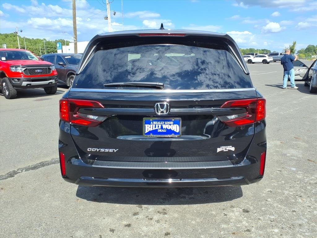 2026 Honda Odyssey EX-L photo 4