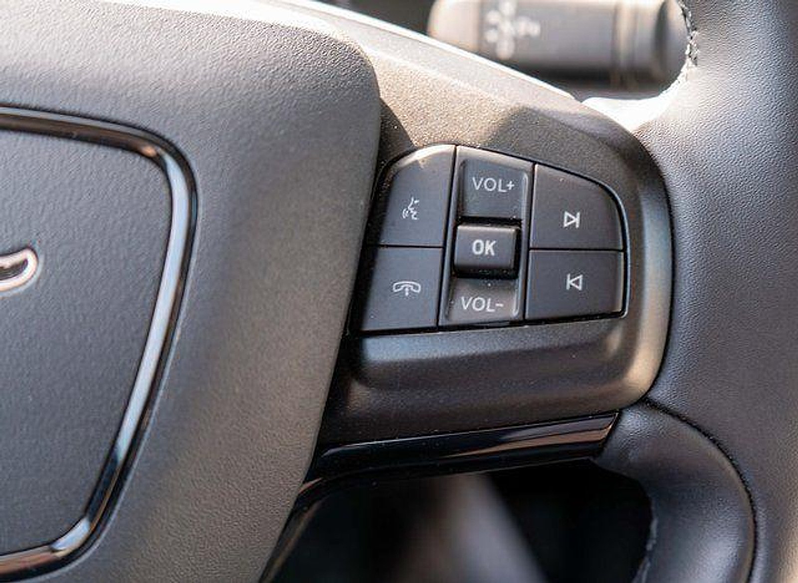 Used 2025 Grabber Yellow Ford Premium image 24