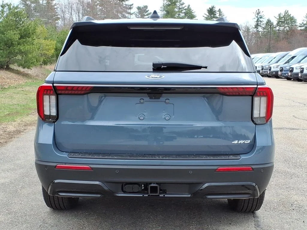 New 2026 Vapor Blue Metallic Ford ST-Line image 5