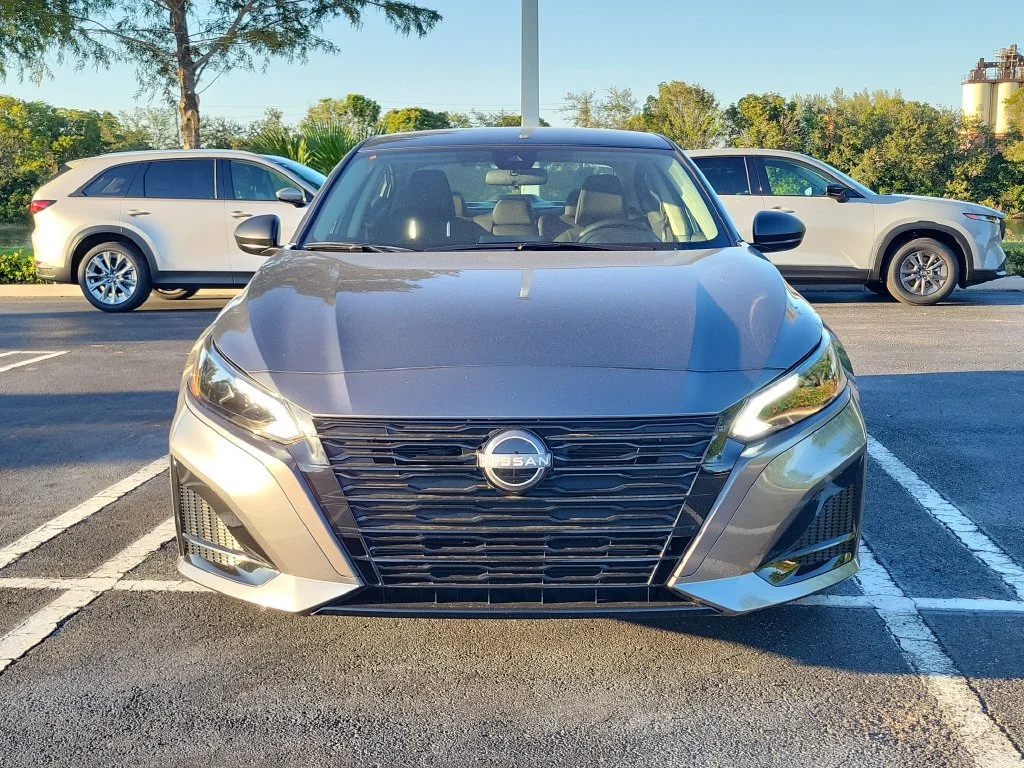 New 2026 Gray Nissan 2.5 SV image 3