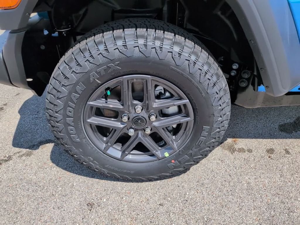 New 2026 Hydro Blue Pearl-Coat Exterior Paint Jeep Sport S image 14