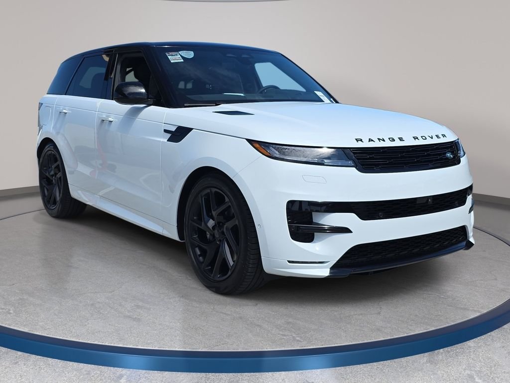 New 2026 Fuji White Land Rover Dynamic SE image 3