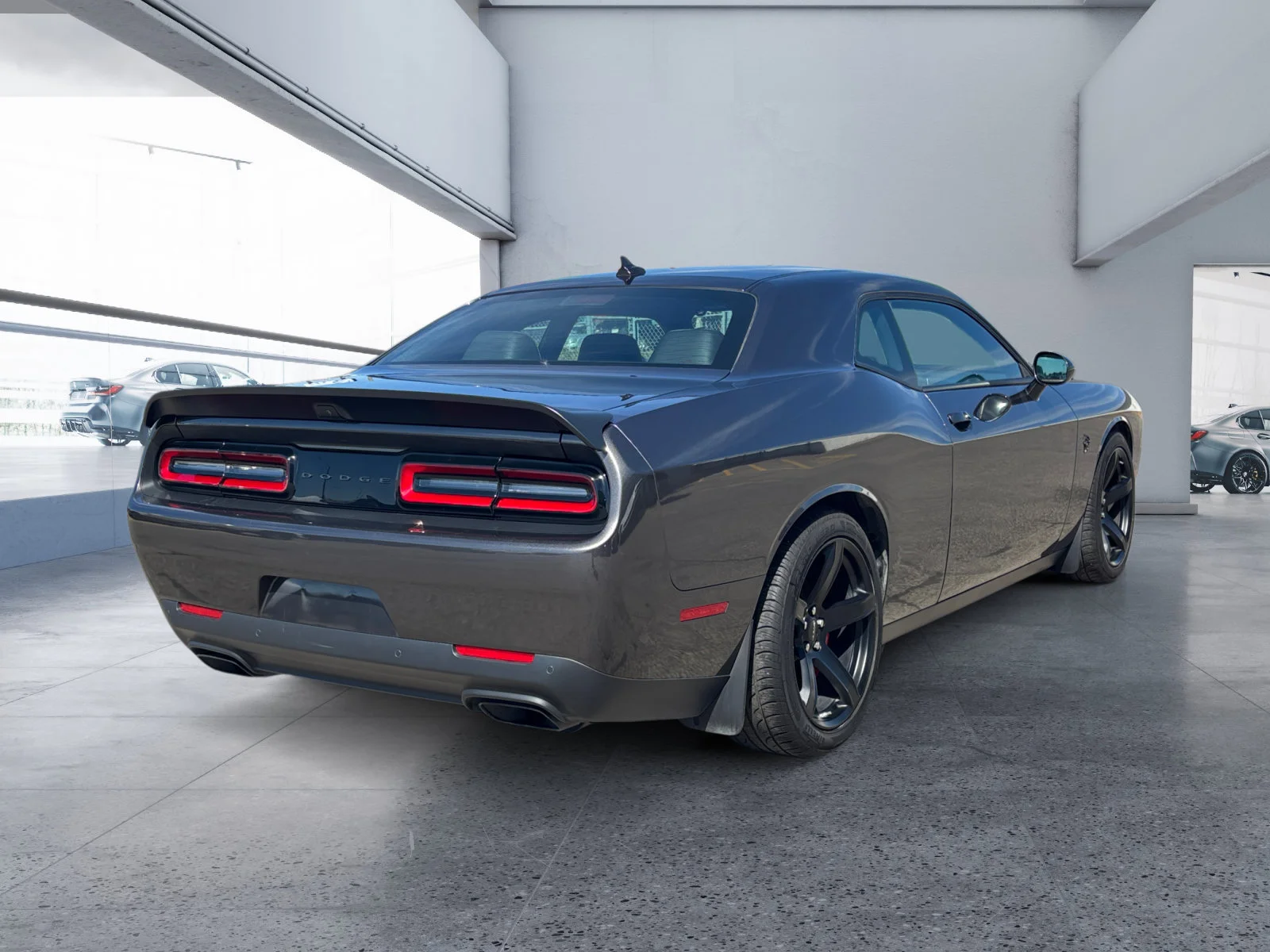 Used 2022 Granite Crystal Metallic Dodge SRT Hellcat image 5