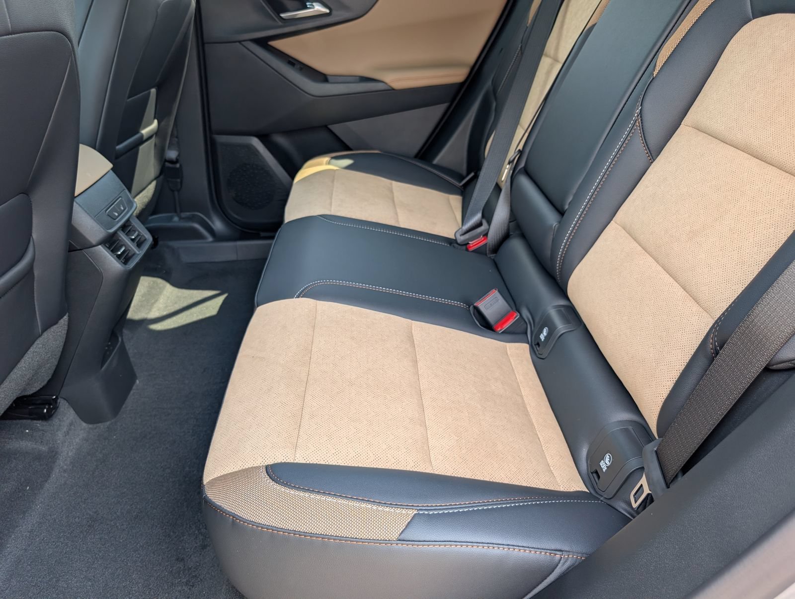2027 Chevrolet Equinox ACTIV - Photo 8