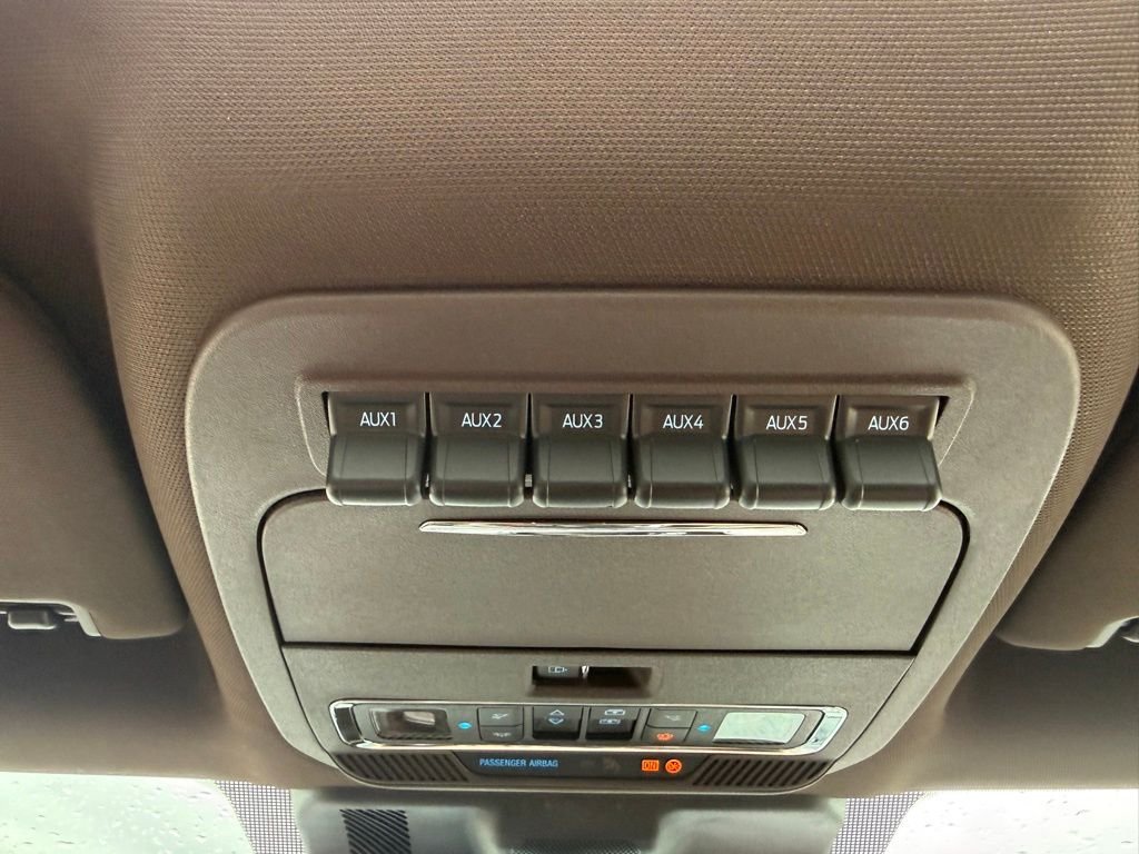 New 2026 Agate Black Metallic Ford F-250® King Ranch® image 31