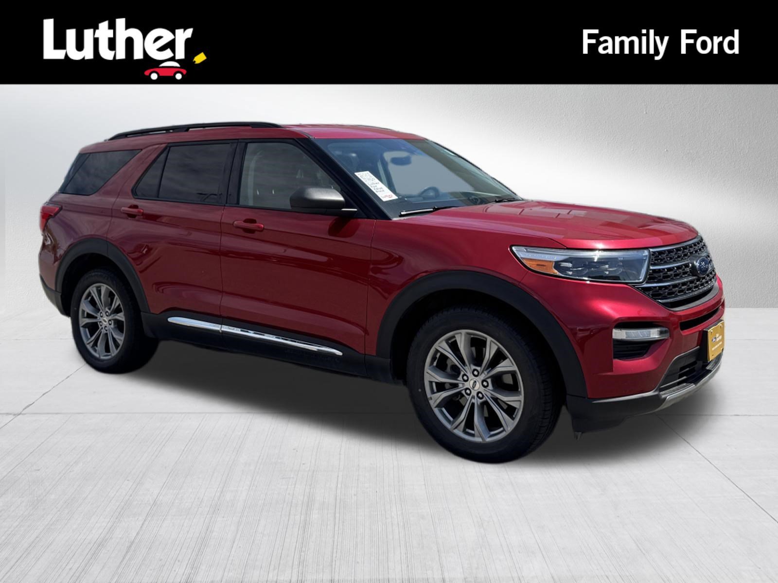 2022 Ford Explorer XLT 4WD's photo