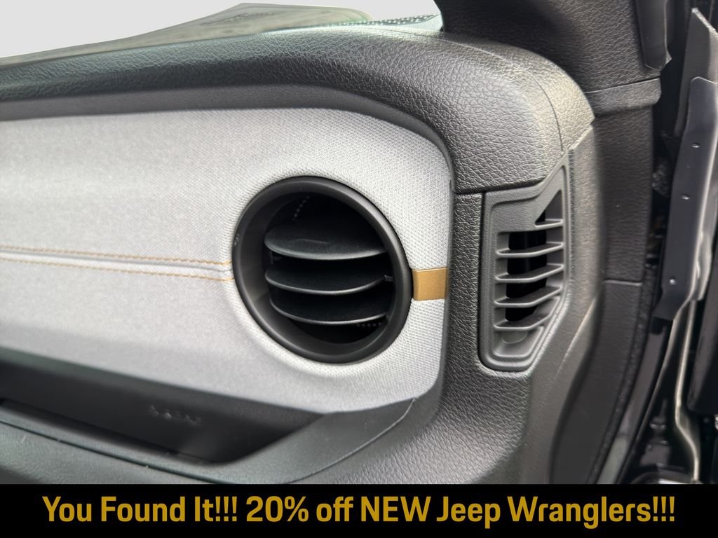 New 2026 Black Clear-Coat Exterior Paint Jeep Sport S image 38