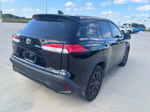 Used 2025 Black Toyota L image 6
