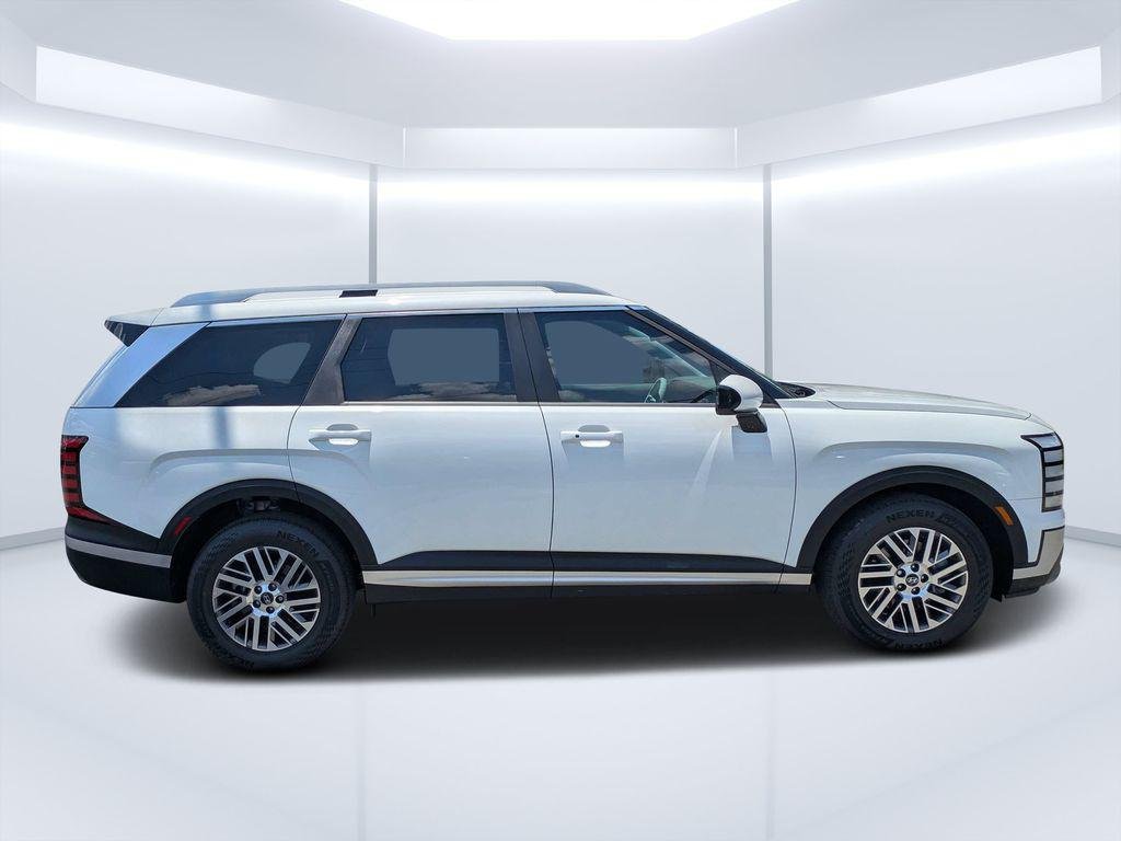 New 2026 White Hyundai SEL FWD image 2