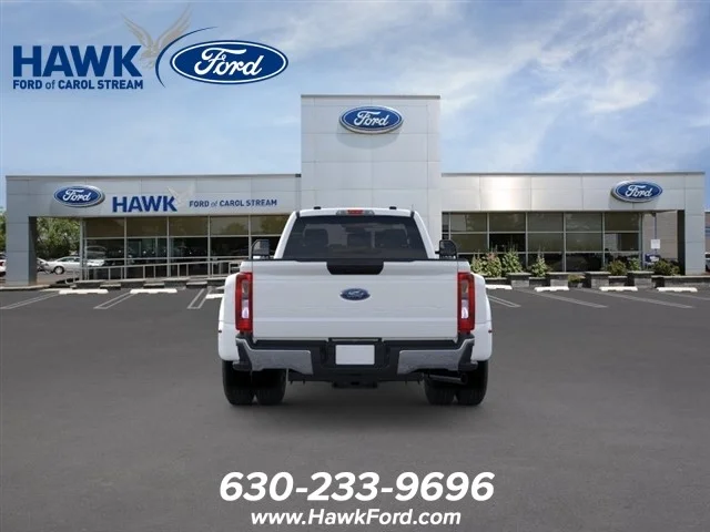 New 2026 Oxford White Ford F-350® XLT image 5