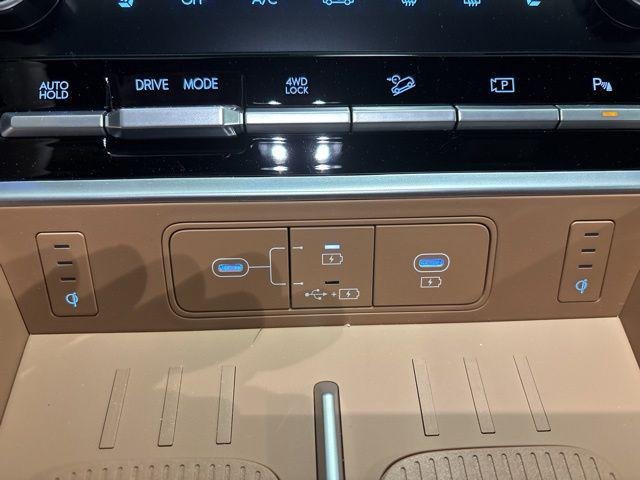 New 2026 White Hyundai Limited image 31