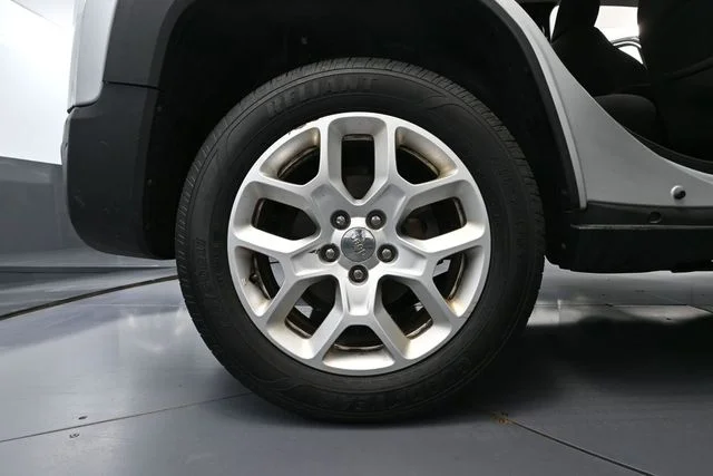 2017 Jeep Renegade Latitude - Photo 14