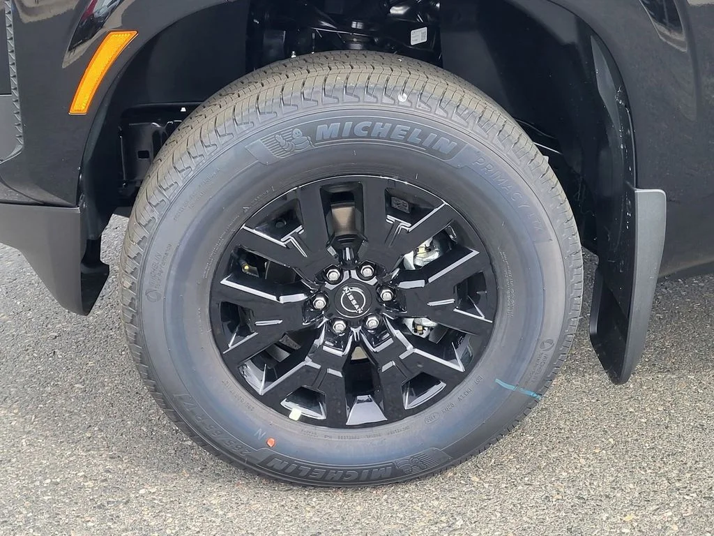 New 2026 Super Black Nissan Crew Cab SV image 7