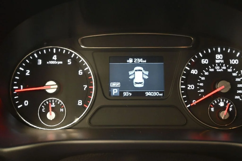 Used 2020 Passion Red Kia LX image 15