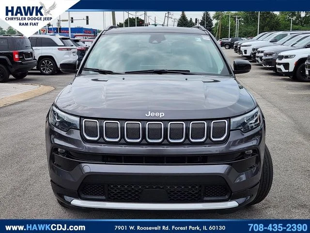 Certified Used 2022 Gray Jeep Limited image 4