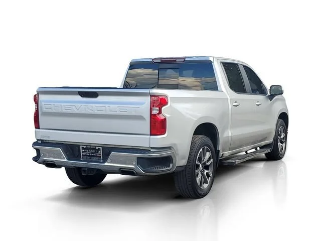 Used 2021 SILVER ICE METALLIC Chevrolet LT image 7