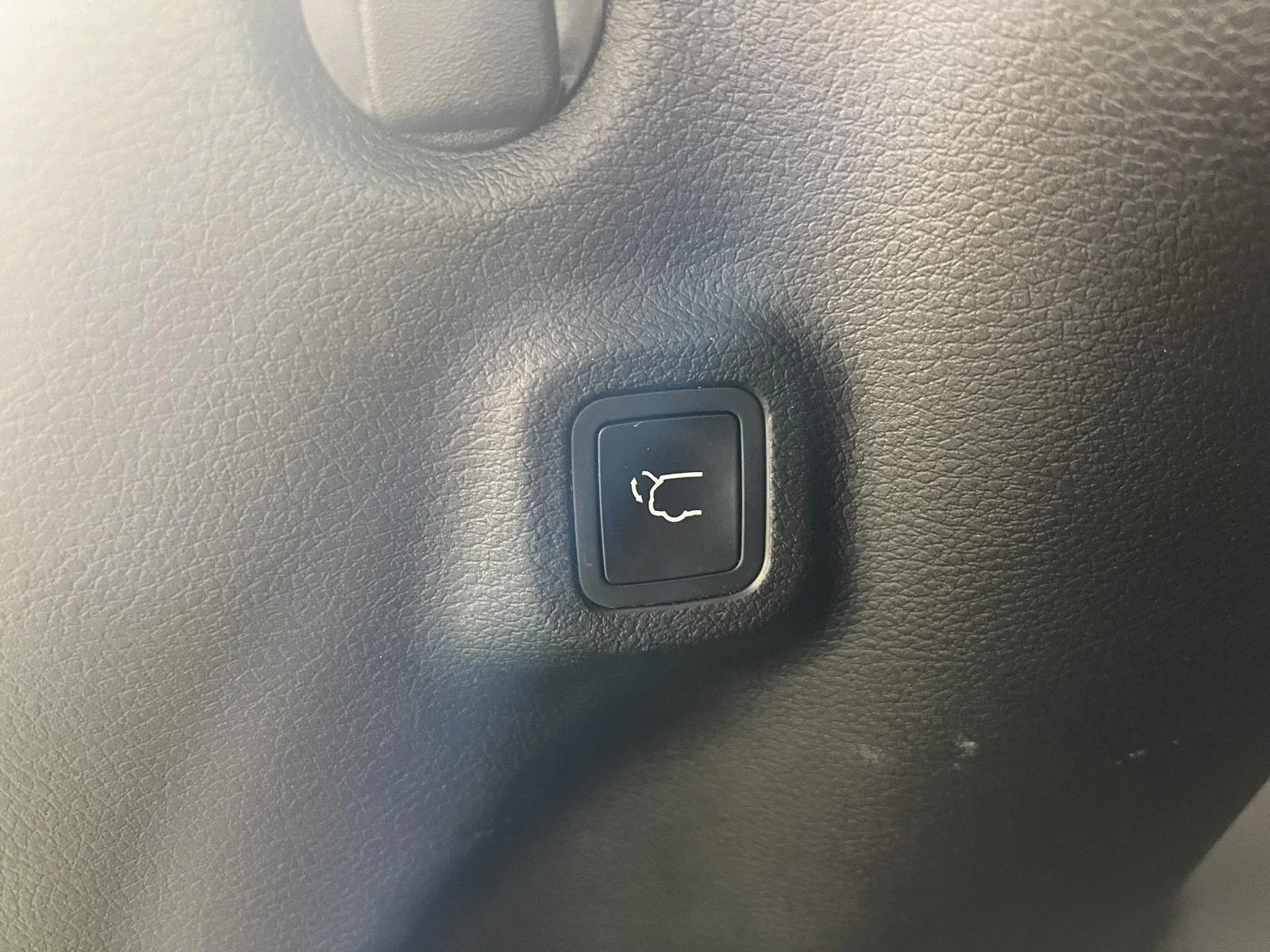 Used 2022  Jeep Trailhawk image 25