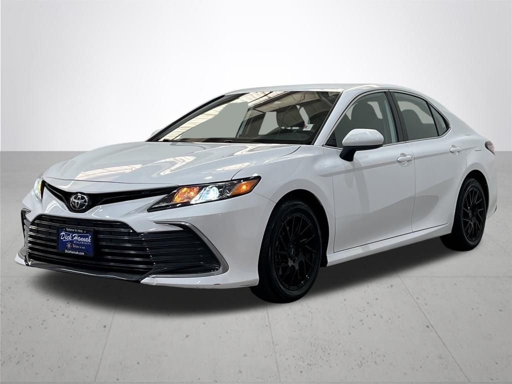 Used 2023 Ice Toyota LE image 2