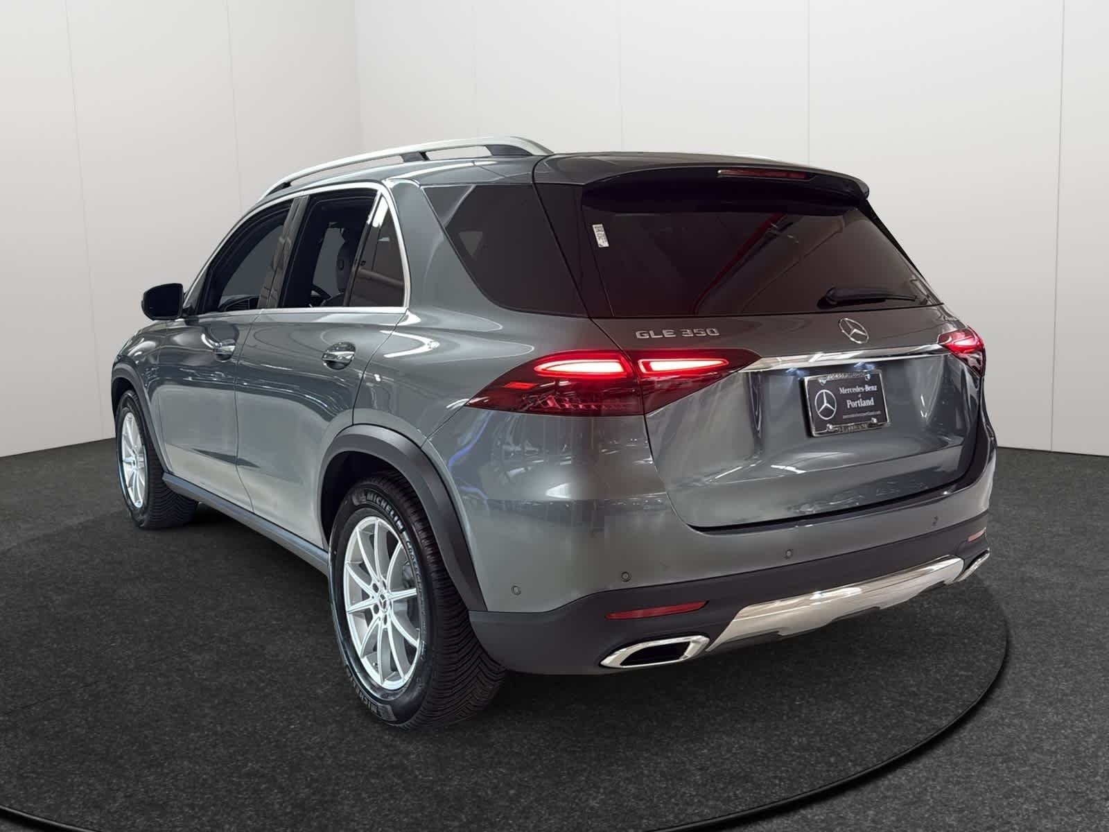 New 2026 Selenite Grey Metallic Mercedes-Benz GLE 350 image 5