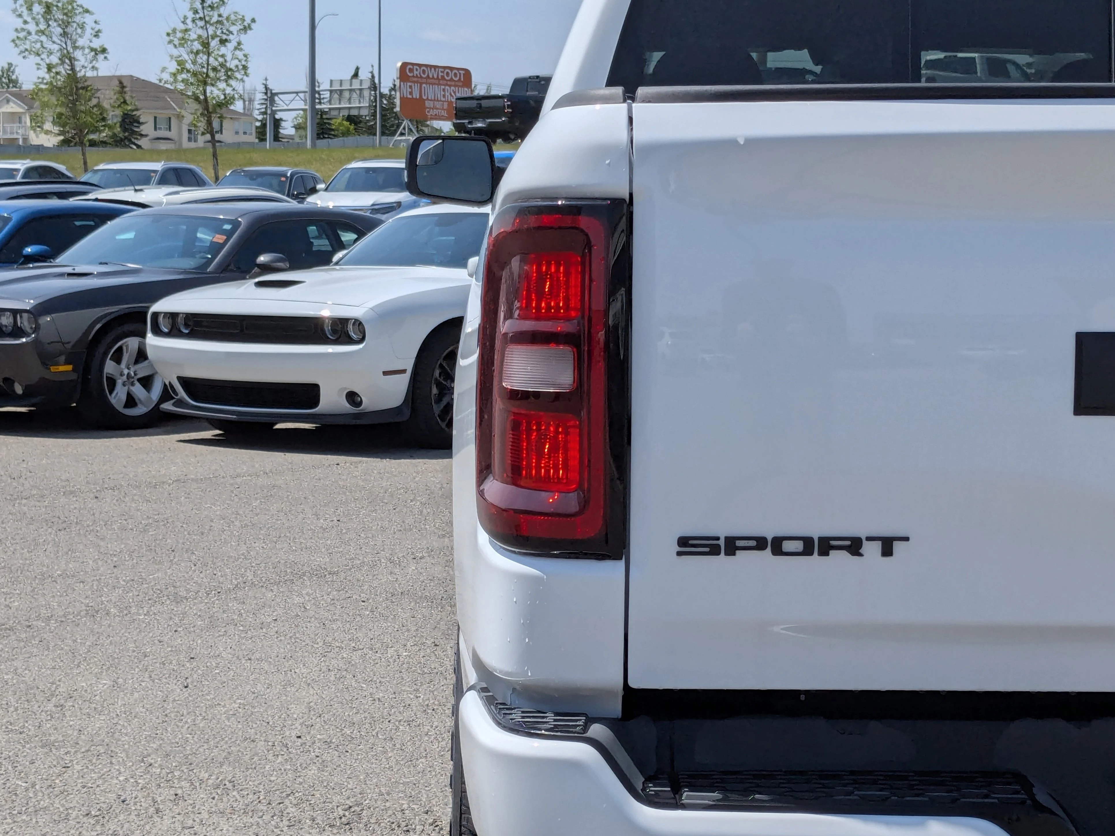 New 2026 White RAM Sport - 3.92 Rear Axle Ratio - Anti Spin Rear Diff - Sport Hood - Panoramic Sunroof & Tons More! image 10