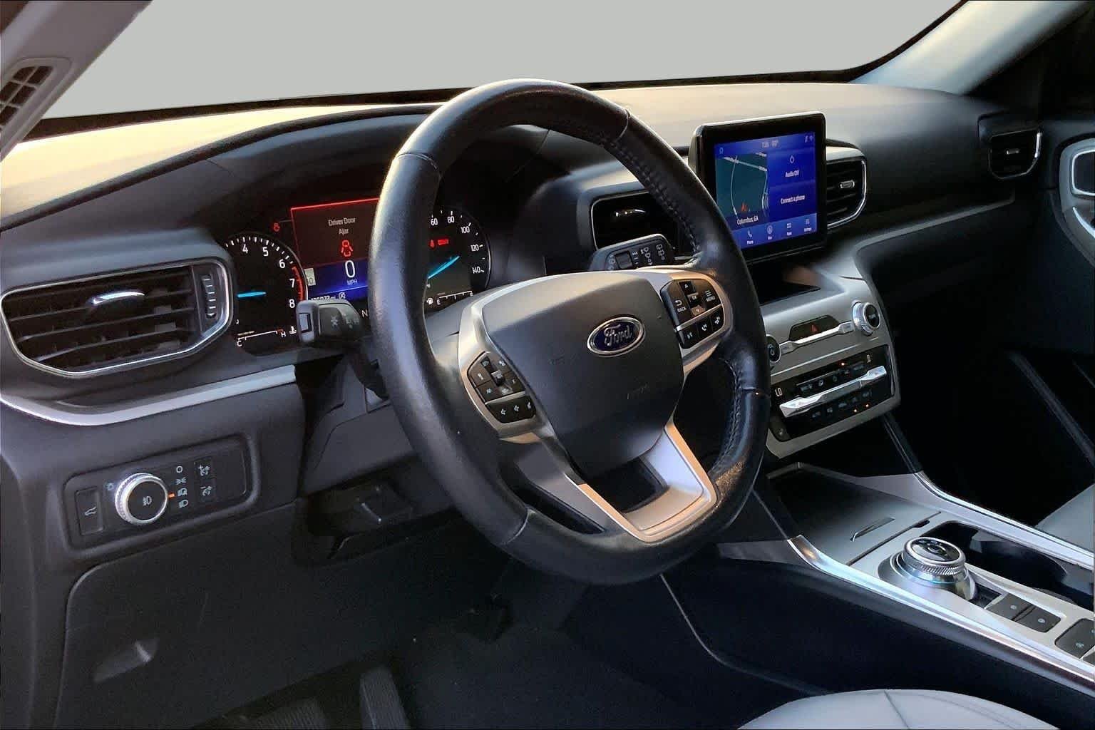 Used 2021 Star White Metallic Tri-Coat Ford XLT image 16