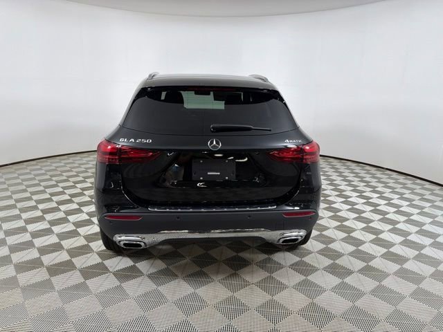 New 2026 Cosmos Black Metallic Mercedes-Benz GLA 250 image 18