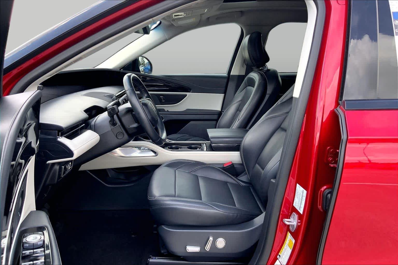 Pre-Owned 2024 Lincoln Nautilus Premiere
