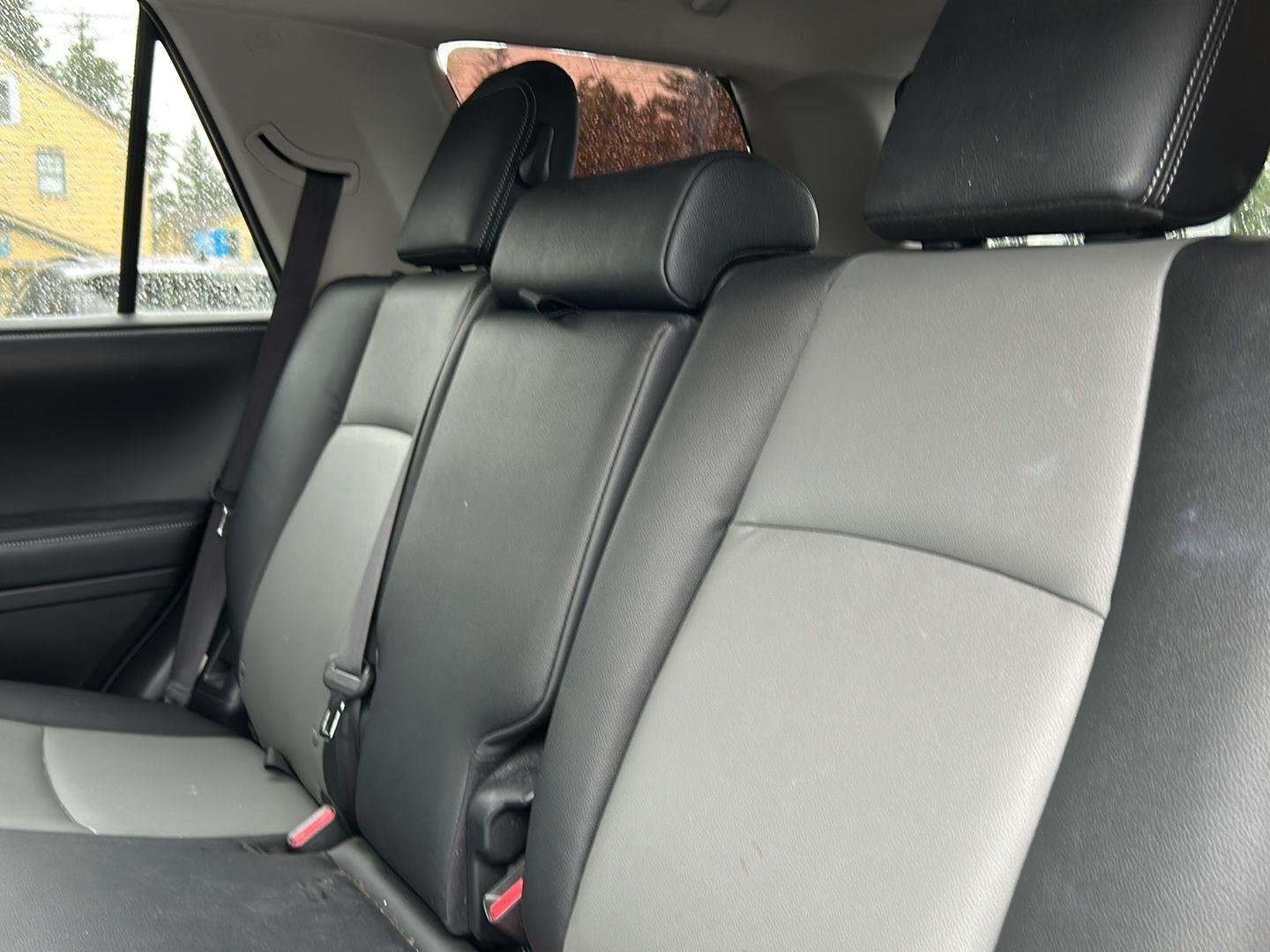 Used 2019 Magnetic Gray Metallic Toyota SR5 Premium image 9
