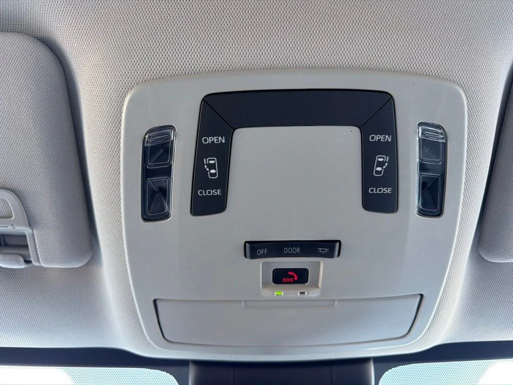 Used 2025 White Toyota LE image 16